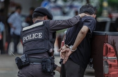 फरार आरोपी ३० वर्षपछि पक्राउ I